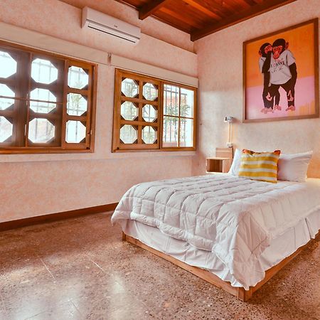 Macarena Hostel Flores Extérieur photo